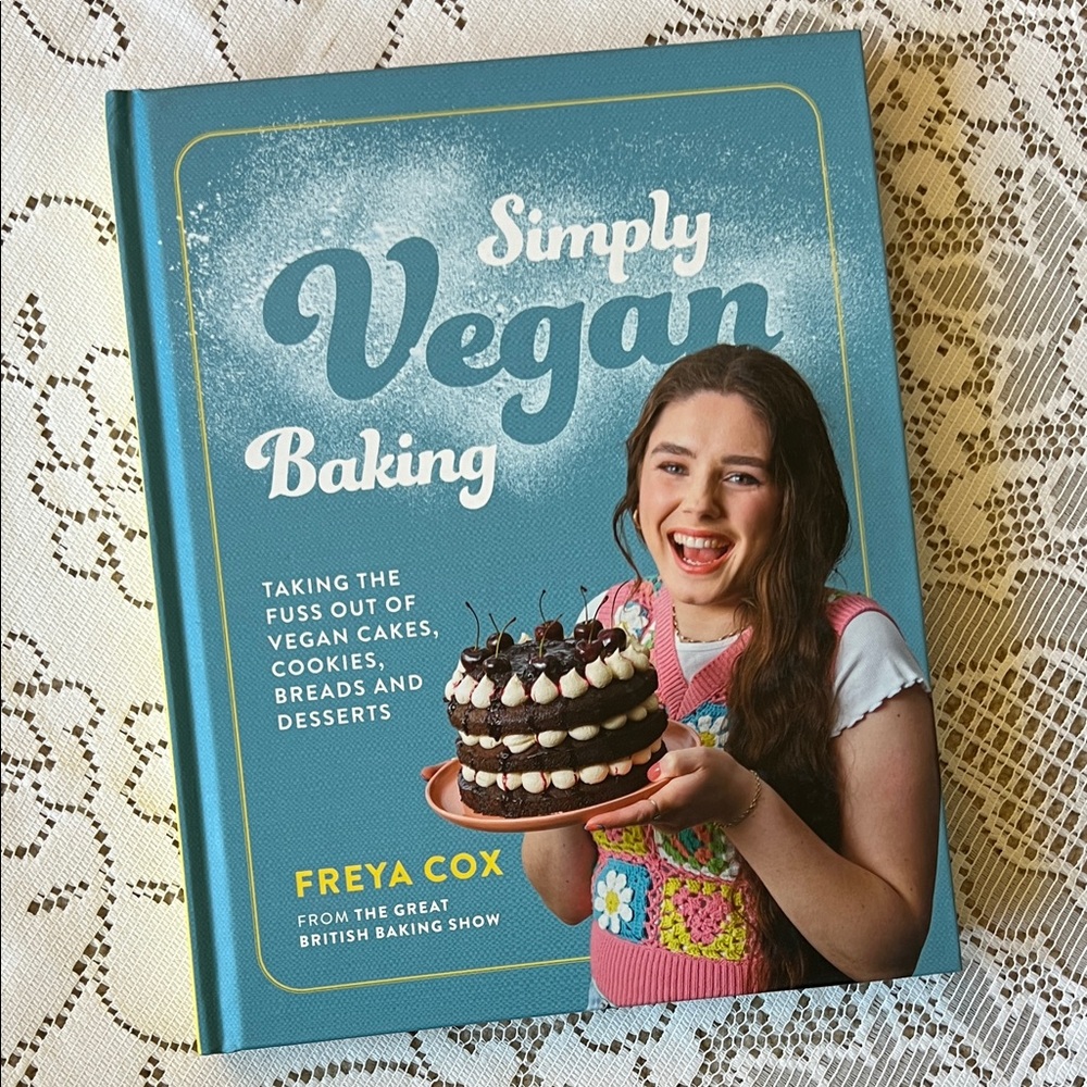 Simply Vegan Baking COOKBOOK by Freya Cox. HARDCOVER NEW!!